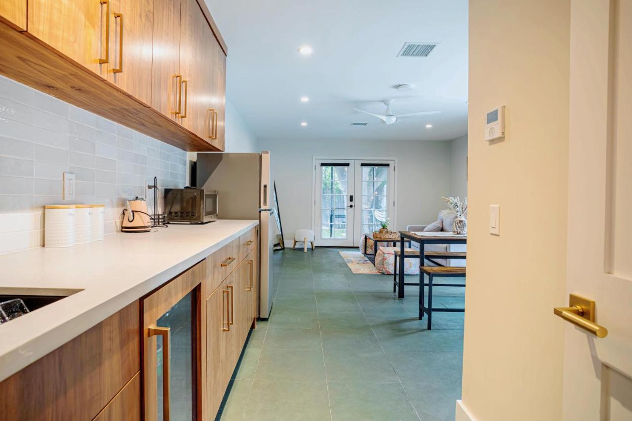 Serene 1 Bed Guest House With Patio Sleeps 6 Los Angeles Buitenkant foto