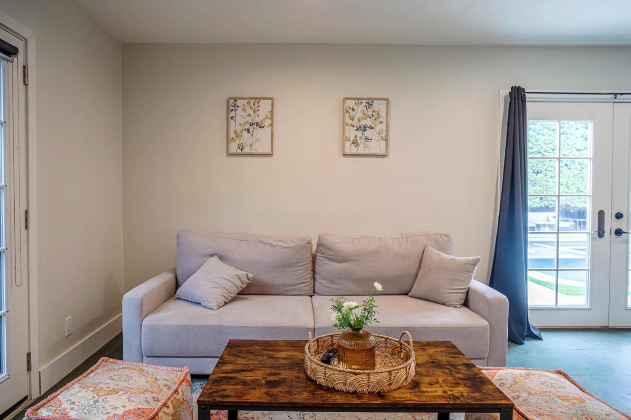 Serene 1 Bed Guest House With Patio Sleeps 6 Los Angeles Buitenkant foto